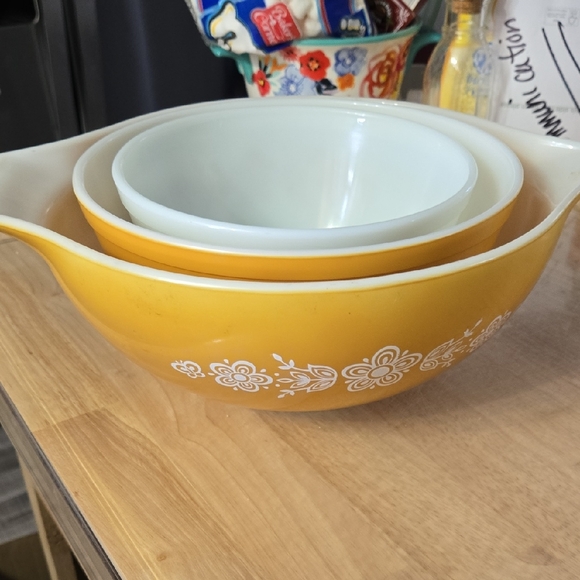 Pyrex Other - Vintage Yellow Floral Mixing Bowls